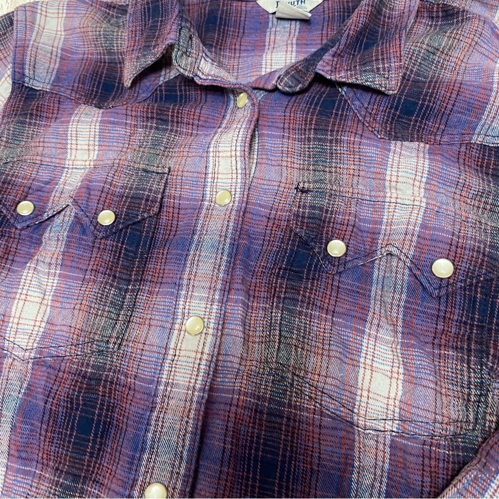 Duluth Trading Co Purple Plaid Western style Shirt pearl snaps Medium - Picture 4 of 8